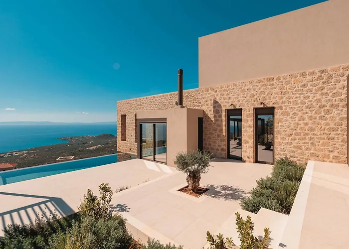 Thea Marre * Neokhorion (Messenia)