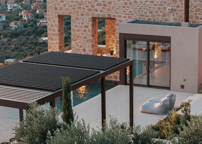 Thea Marre Neokhórion