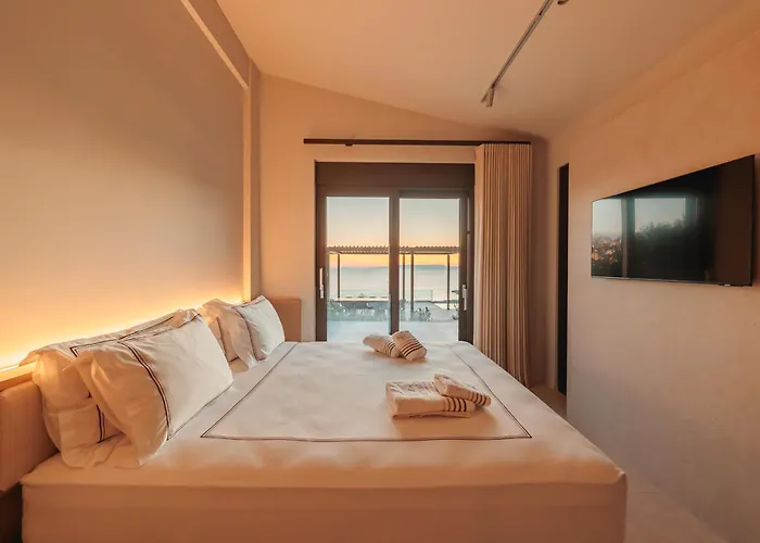 Thea Marre * Neokhórion